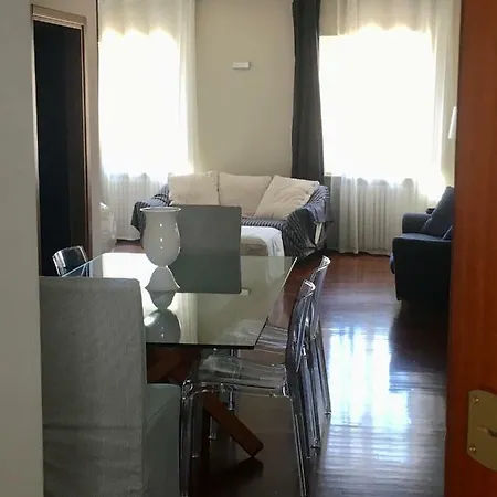 아파트 In Piazza Con Vista